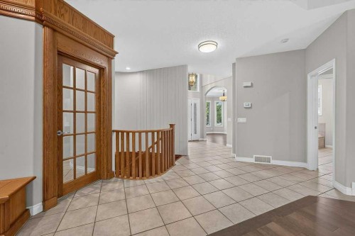 52 Sandstone Ridge Crescent, Okotoks, AB - Indoor Photo Showing Other Room
