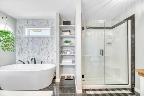 835 Lakewood Circle, Strathmore, AB - Indoor Photo Showing Bathroom