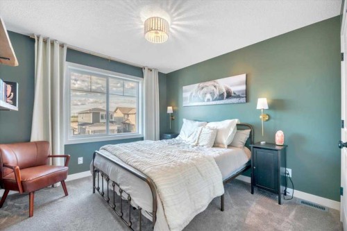 835 Lakewood Circle, Strathmore, AB - Indoor Photo Showing Bedroom