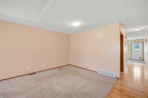 13 Parklane Place, Strathmore, AB 