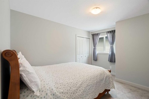 70 Everwoods Park Sw, Calgary, AB 