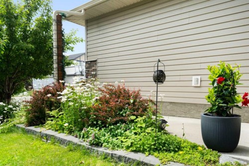 70 Everwoods Park Sw, Calgary, AB 