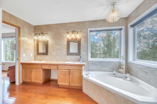 185 Douglas Glen Heath Se, Calgary, AB 
