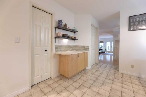 1908 30 Avenue Sw, Calgary, AB 