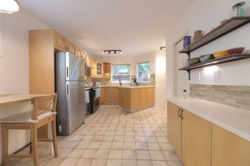 1908 30 Avenue Sw, Calgary, AB 