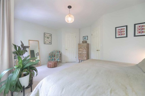 1908 30 Avenue Sw, Calgary, AB 