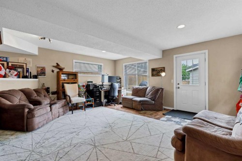 135 Covewood Close Ne, Calgary, AB 
