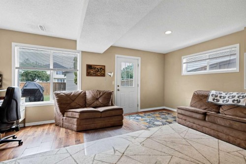 135 Covewood Close Ne, Calgary, AB 