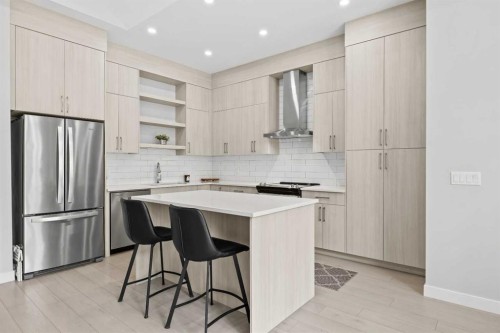 108 Wolf Crescent, Okotoks, AB 