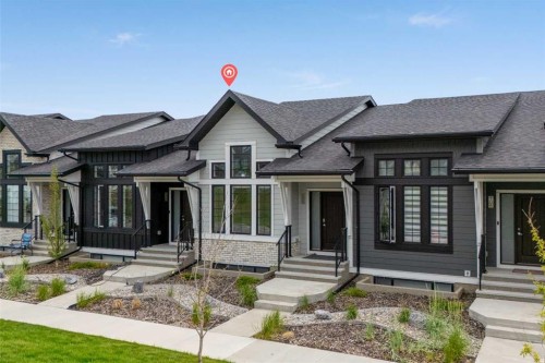 108 Wolf Crescent, Okotoks, AB 