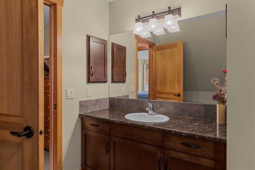 24-101 Armstrong Place, Canmore, AB 