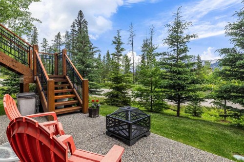 24-101 Armstrong Place, Canmore, AB 