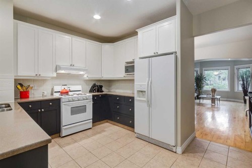 310 8 Avenue Ne, Calgary, AB 