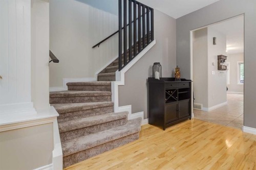 310 8 Avenue Ne, Calgary, AB 