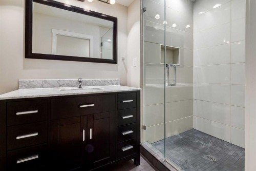 310 8 Avenue Ne, Calgary, AB 