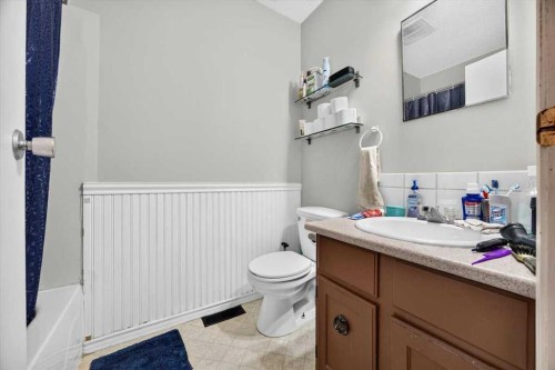 4823 49 Street, Olds, AB 