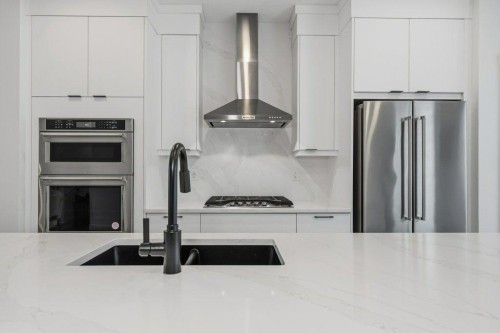 322 Sovereign Common Sw, Calgary, AB 