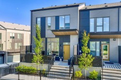 322 Sovereign Common SW Calgary, AB T3C 3Y3