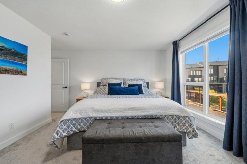 322 Sovereign Common Sw, Calgary, AB 