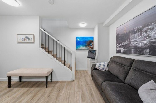 322 Sovereign Common Sw, Calgary, AB 