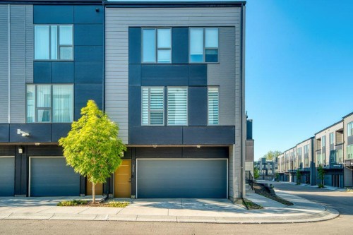 322 Sovereign Common Sw, Calgary, AB 