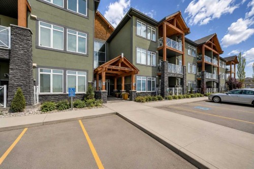 110-1005A Westmount Drive  Strathmore, AB T1P 0C3