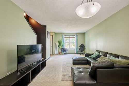 225 Elgin Gardens Se, Calgary, AB 