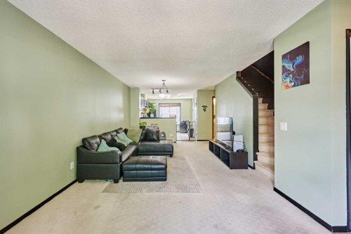 225 Elgin Gardens Se, Calgary, AB 