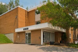 354-1620 8 Avenue NW Calgary, AB T2N 1C4