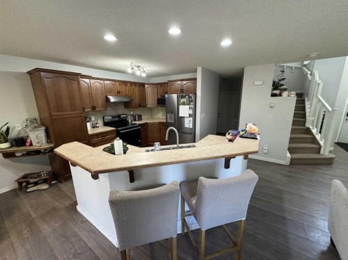 234 Royal Birch Bay Nw, Calgary, AB 