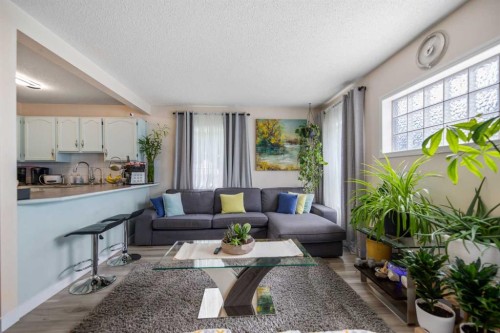 4 Millview Green Sw, Calgary, AB 