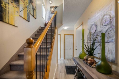 4 Millview Green Sw, Calgary, AB 