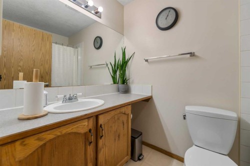 4 Millview Green Sw, Calgary, AB 