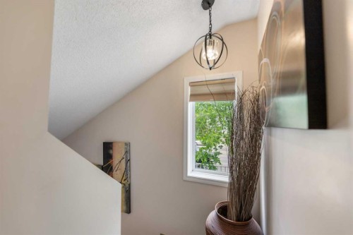 4 Millview Green Sw, Calgary, AB 