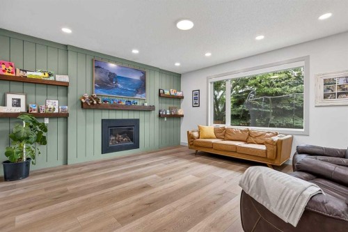 115 Sunvista Court Se, Calgary, AB 