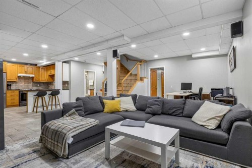 115 Sunvista Court Se, Calgary, AB 