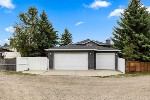 115 Sunvista Court Se, Calgary, AB 