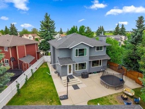 115 Sunvista Court Se, Calgary, AB 