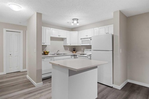 2206-2000 Millrise Point Sw, Calgary, AB 