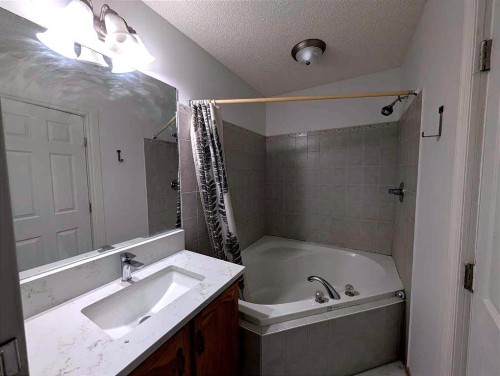 151 Taracove Estate Drive Ne, Calgary, AB 