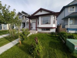 151 Taracove Estate Drive NE Calgary, AB T3J 4R1