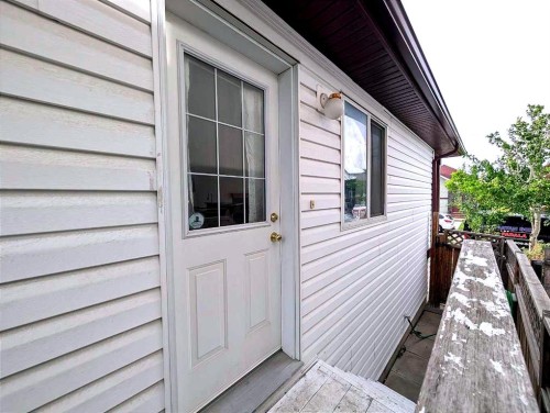 151 Taracove Estate Drive Ne, Calgary, AB 