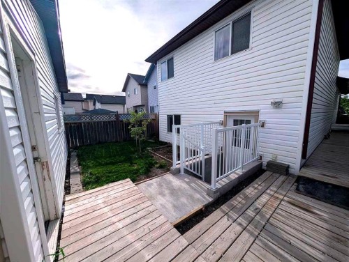 151 Taracove Estate Drive Ne, Calgary, AB 