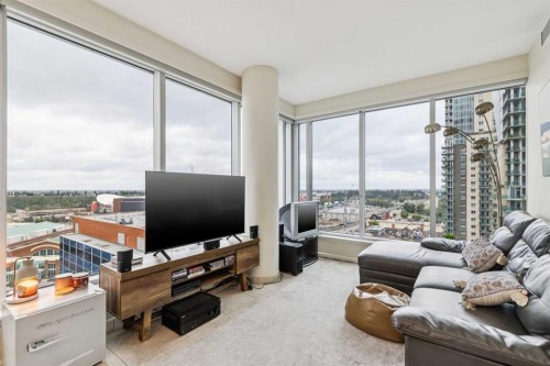 1507-211 13 Avenue Se, Calgary, AB - Indoor Photo Showing Living Room