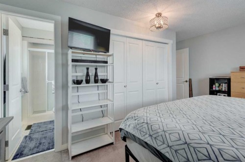 304 Shawcliffe Circle Sw, Calgary, AB 