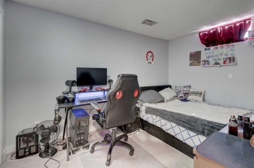 304 Shawcliffe Circle Sw, Calgary, AB 