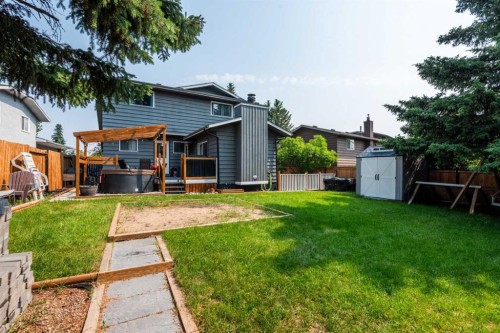 304 Shawcliffe Circle Sw, Calgary, AB 
