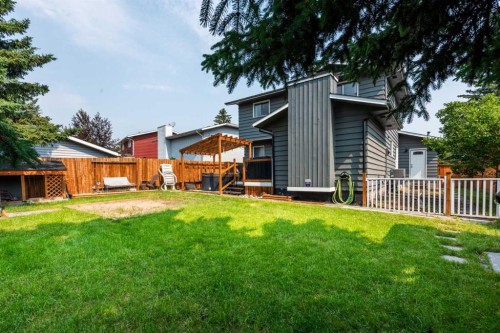 304 Shawcliffe Circle Sw, Calgary, AB 