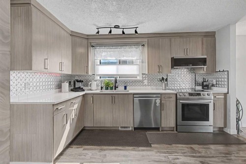 304 Shawcliffe Circle Sw, Calgary, AB 