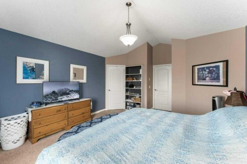 89 Cranarch Grove Se, Calgary, AB 